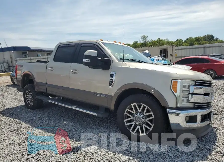 1FT7W2BT8JEB87914 Photo# 4