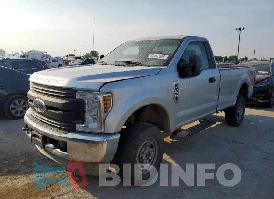 1FTBF2B64JEB64313 Photo# 1