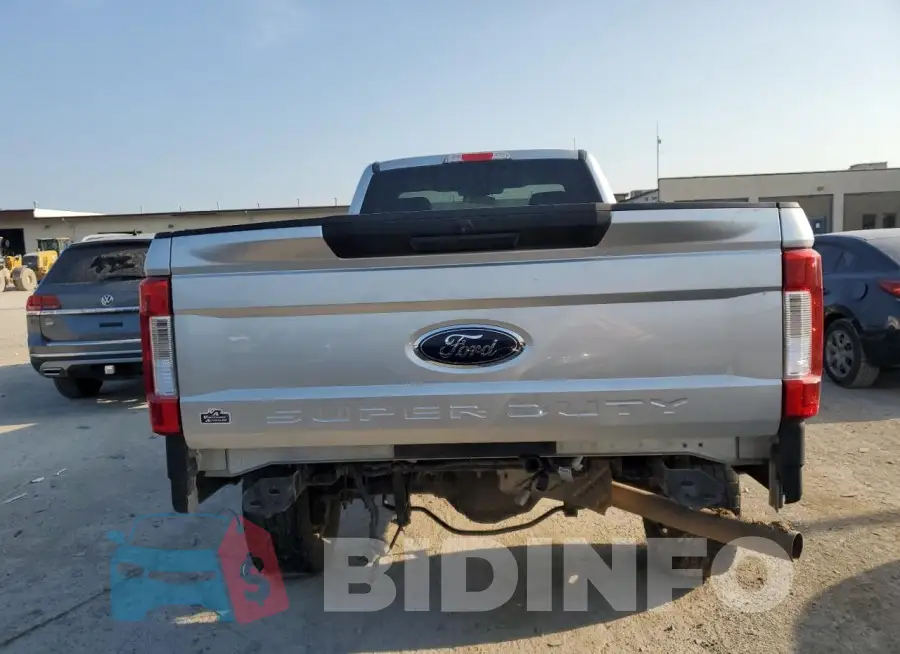 1FTBF2B64JEB64313 Photo# 6