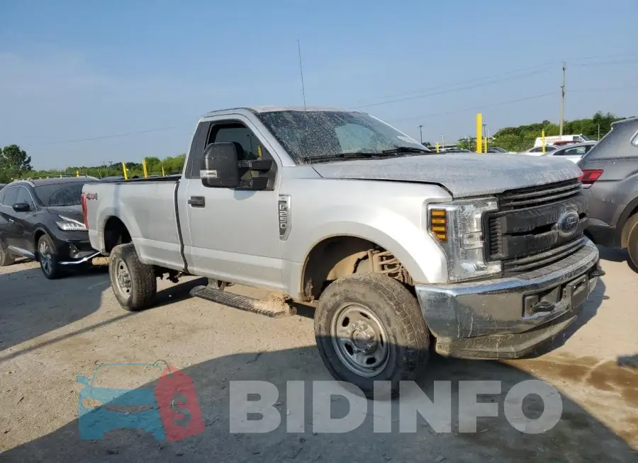 1FTBF2B64JEB64313 Photo# 4