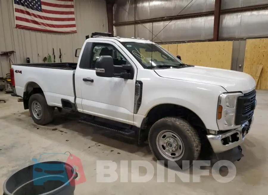 1FTBF2BA7PEC14196 Photo# 4