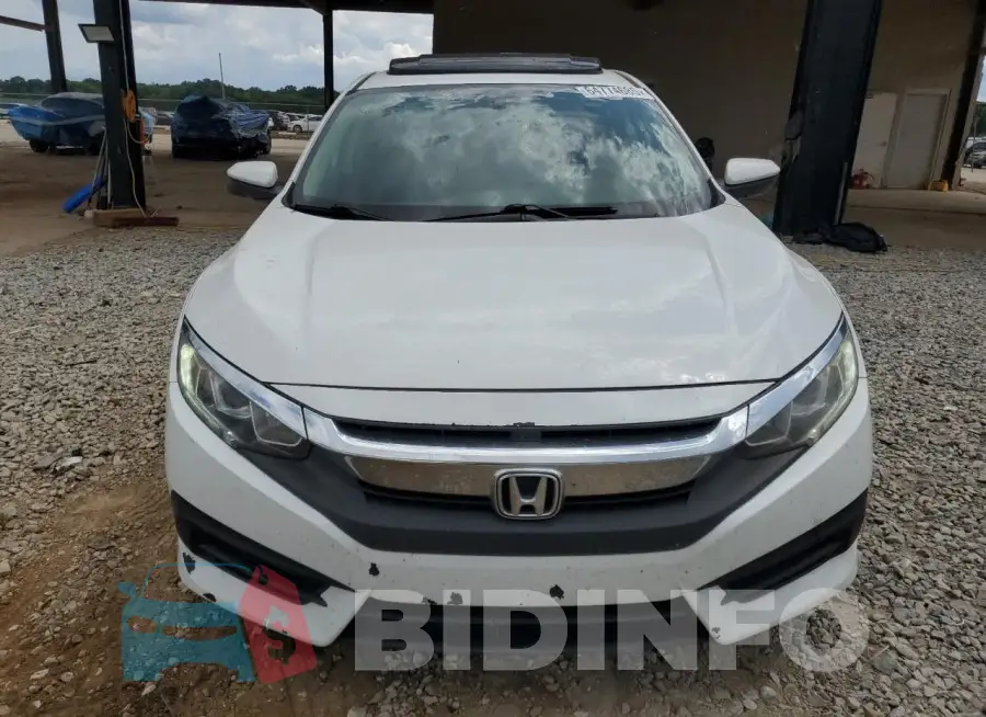 19XFC2F70HE006336 Photo# 5