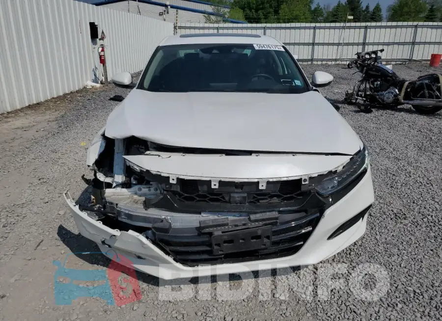 1HGCV2F5XKA020154 Photo# 5