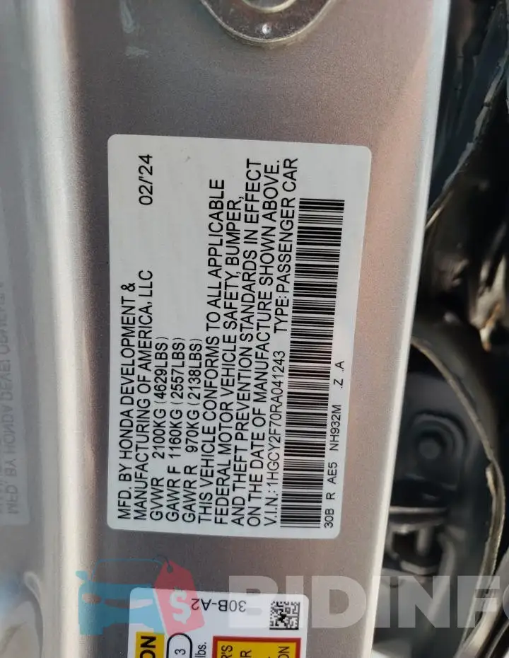 1HGCY2F70RA041243 Photo# 13