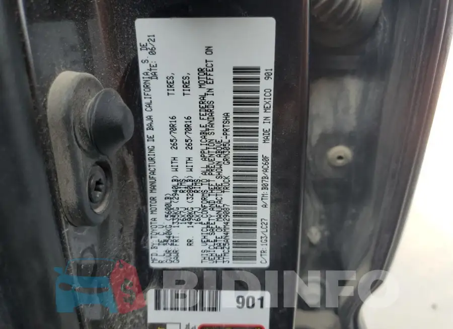 3TMCZ5AN4MM429087 Photo# 12