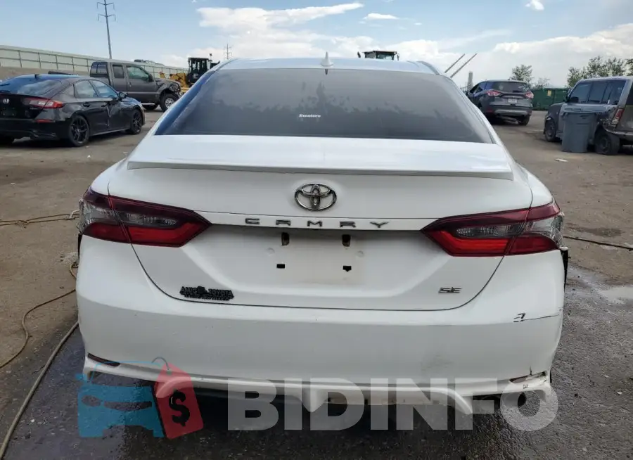 4T1G11AK3MU572241 Photo# 6