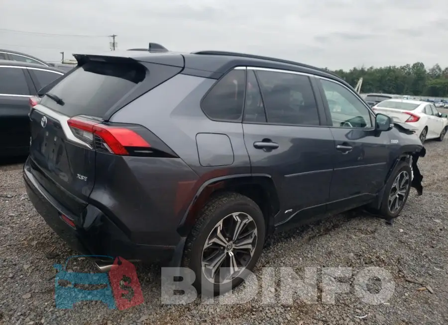 JTMEB3FV8MD072387 Photo# 3