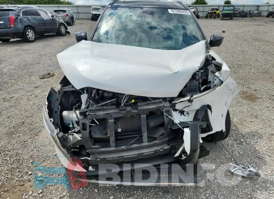 3N1CP5DV3PL489683 Photo# 5