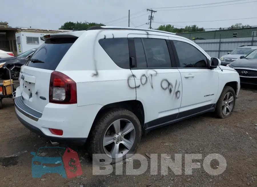 1C4NJDEB6GD768458 Photo# 3