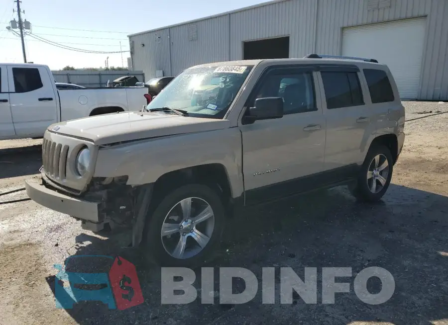 1C4NJRFB3GD747112 Photo# 1