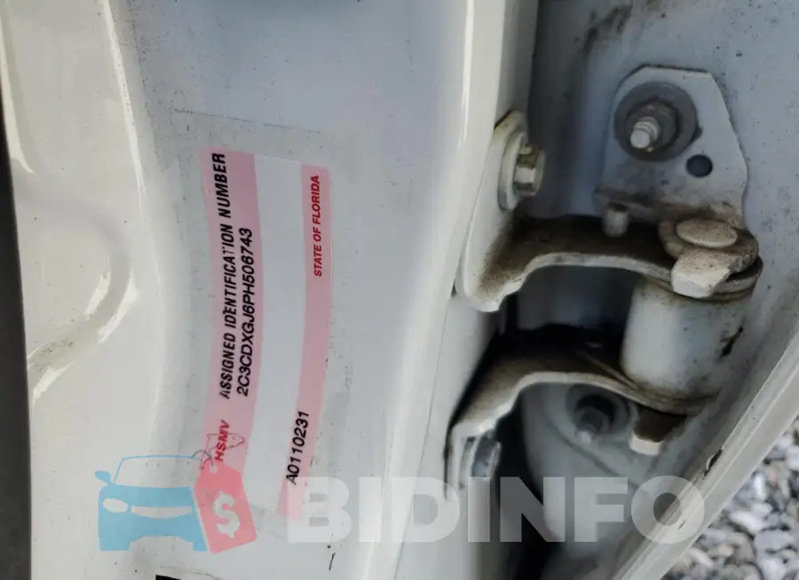 2C3CDXGJ6PH506743 Photo# 13
