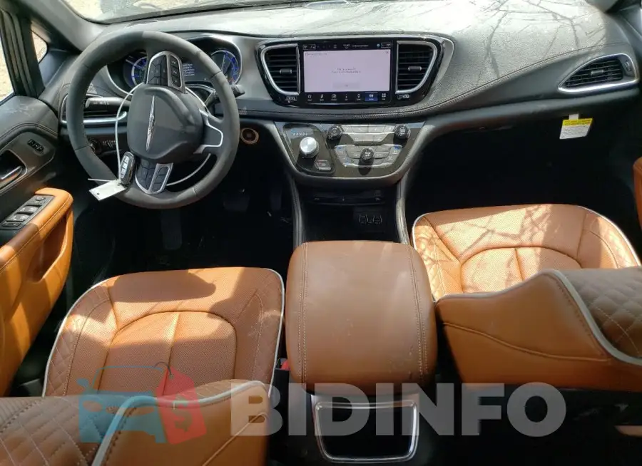 2C4RC1N70SR536174 Photo# 8
