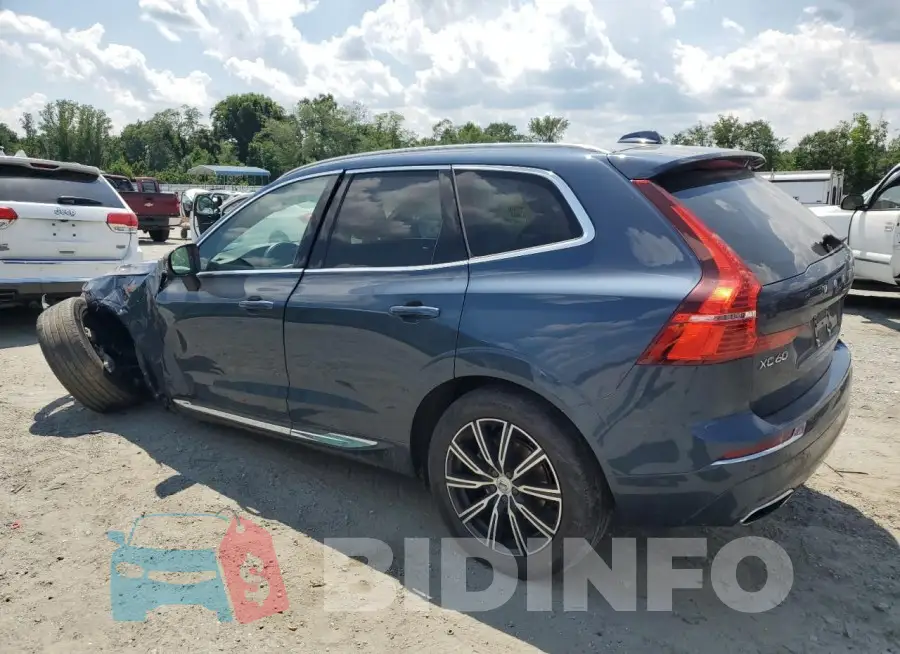 YV4102RL2M1733807 Photo# 2