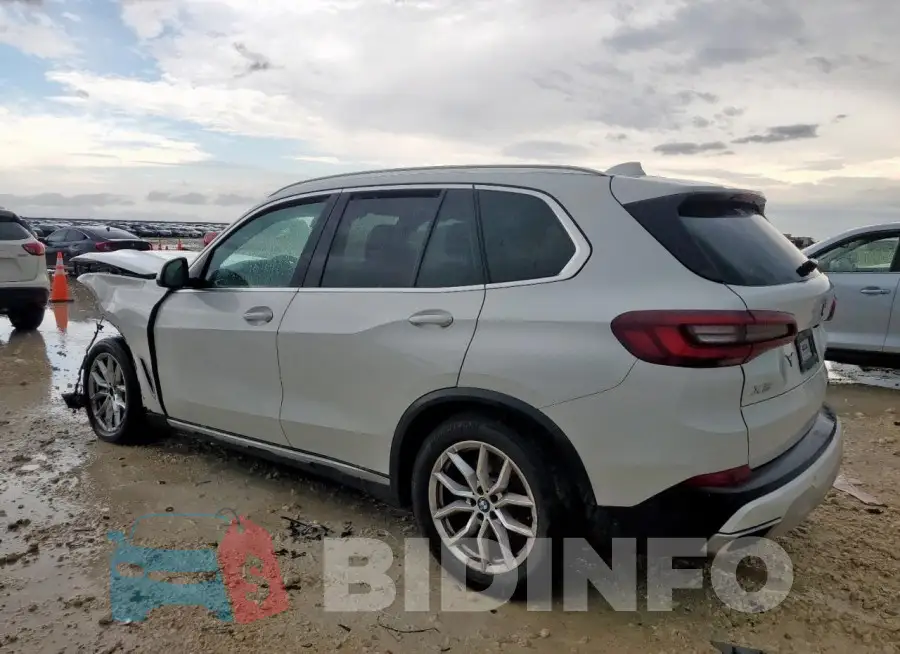 5UXCR6C08N9M41314 Photo# 2