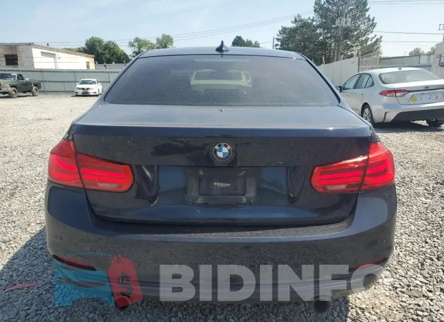WBA8B7C55GK703327 Photo# 6