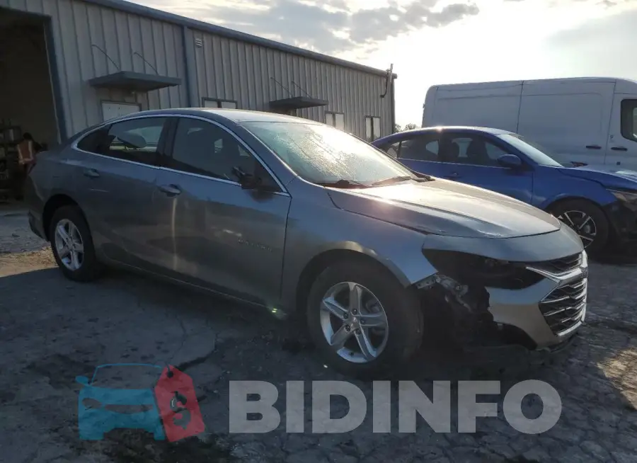 1G1ZD5ST8RF153938 Photo# 4