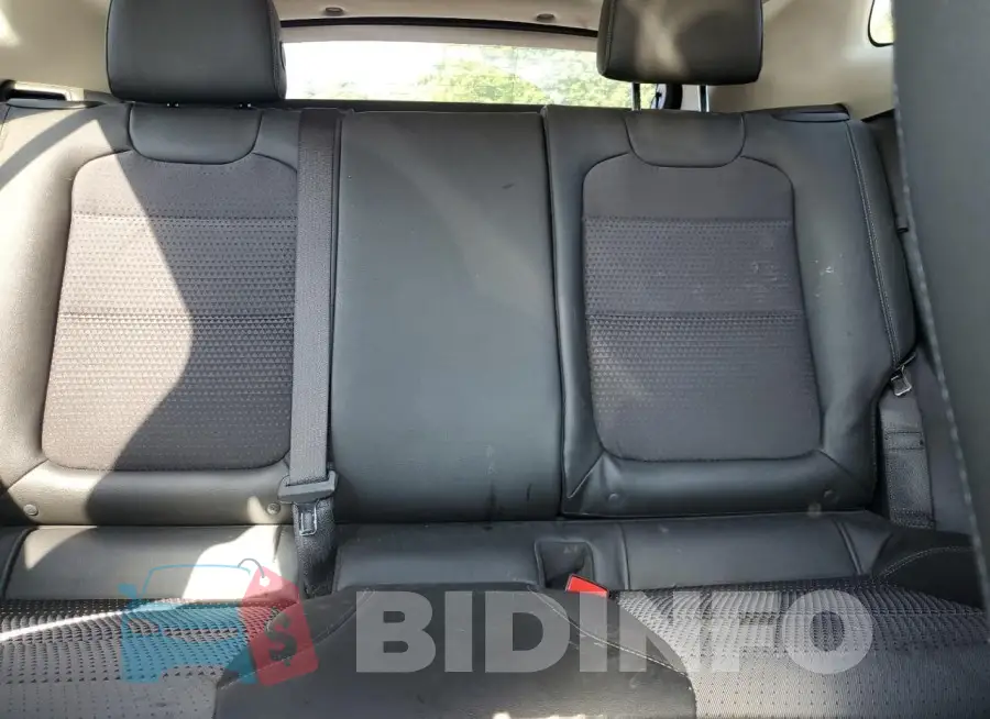 KL77LHE29RC125246 Photo# 10