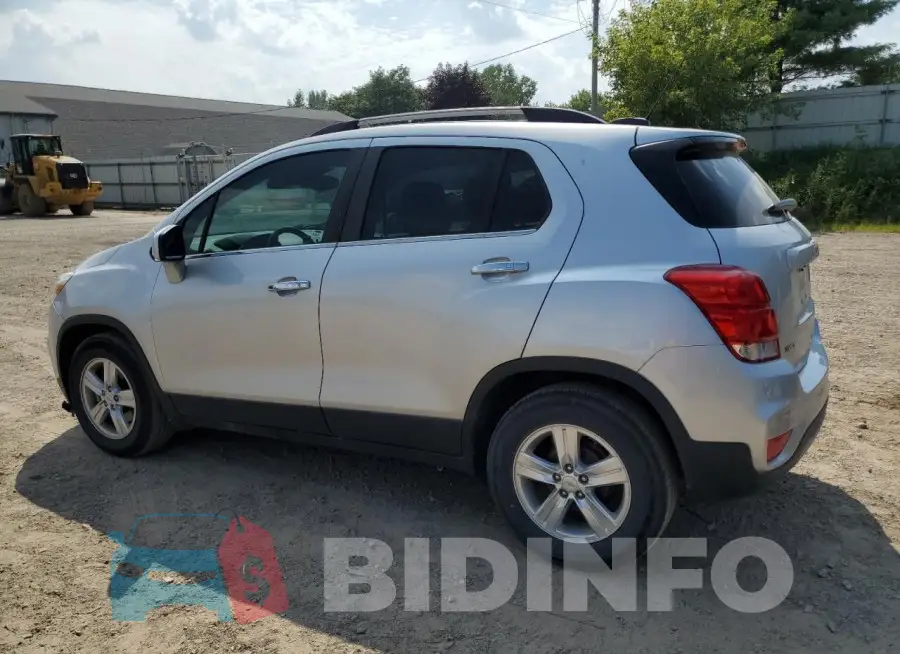 KL7CJLSB2JB647657 Photo# 2