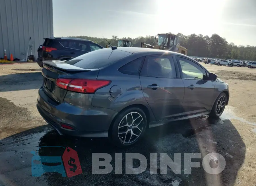 1FADP3F20GL304743 Photo# 3
