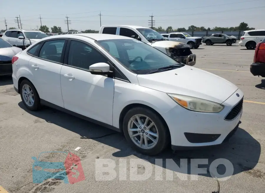1FADP3F20GL340755 Photo# 4