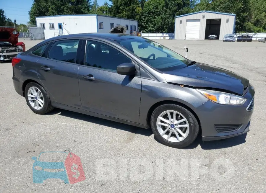 1FADP3F21JL202200 Photo# 4