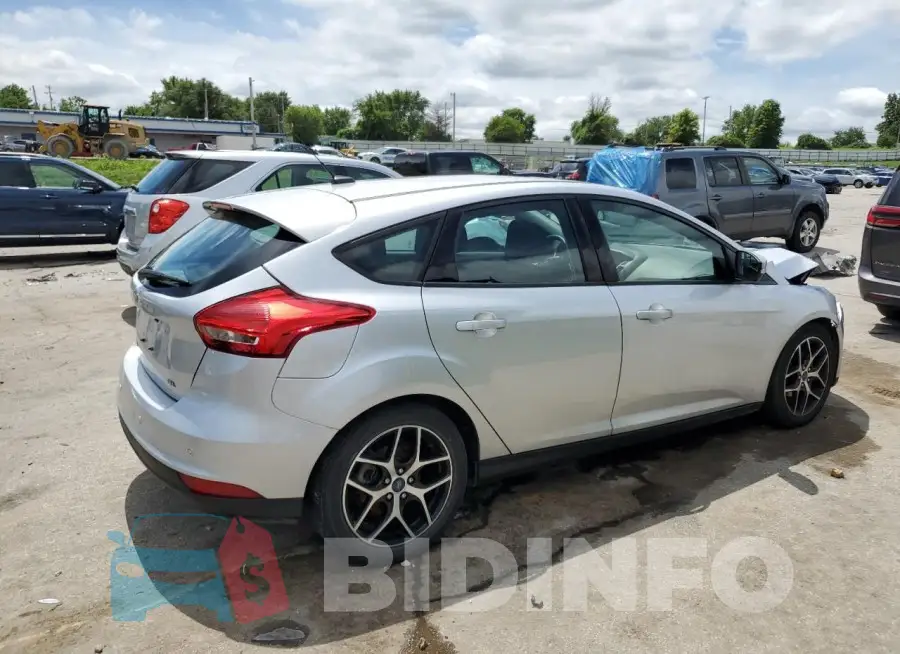 1FADP3M27HL328848 Photo# 3