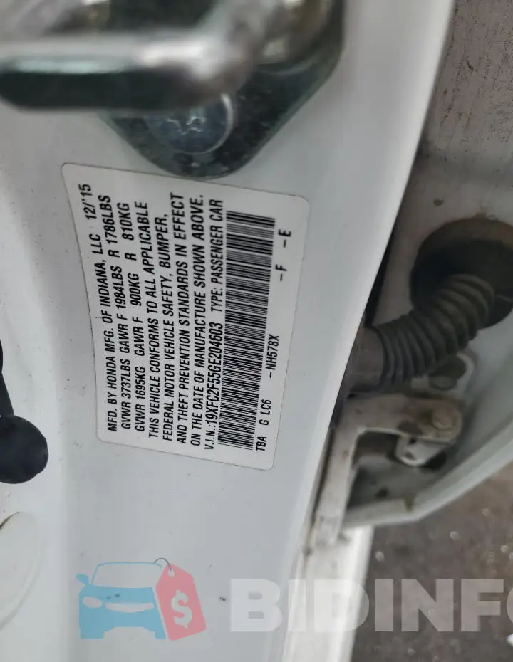 19XFC2F55GE204603 Photo# 12