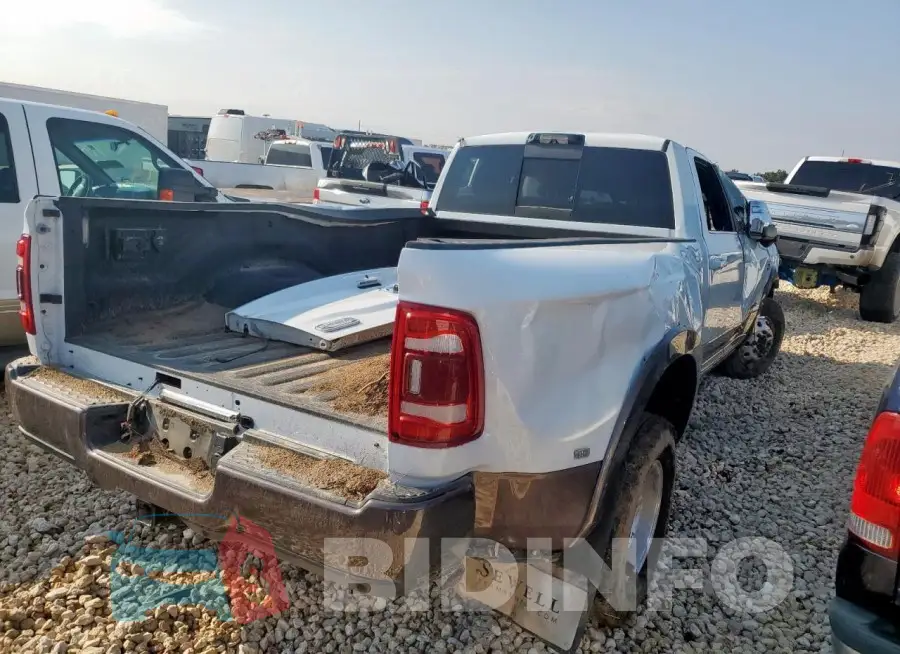 3C63RRKL7RG346545 Photo# 3