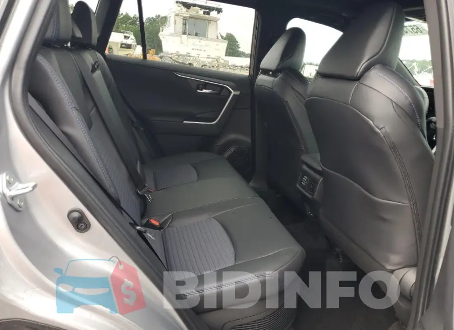 4T3E6RFV5RU174912 Photo# 11