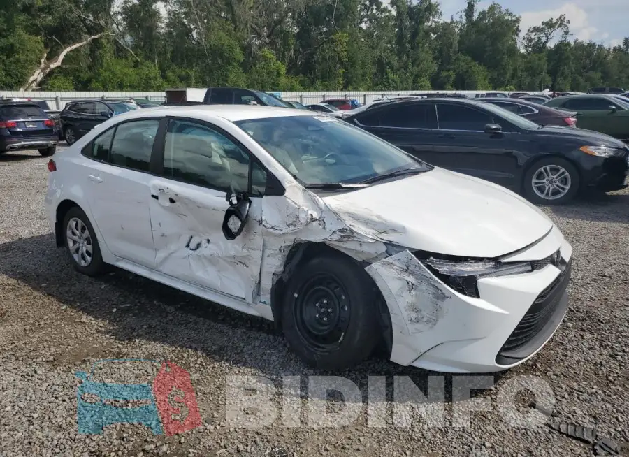 5YFB4MDE8SP318743 Photo# 4