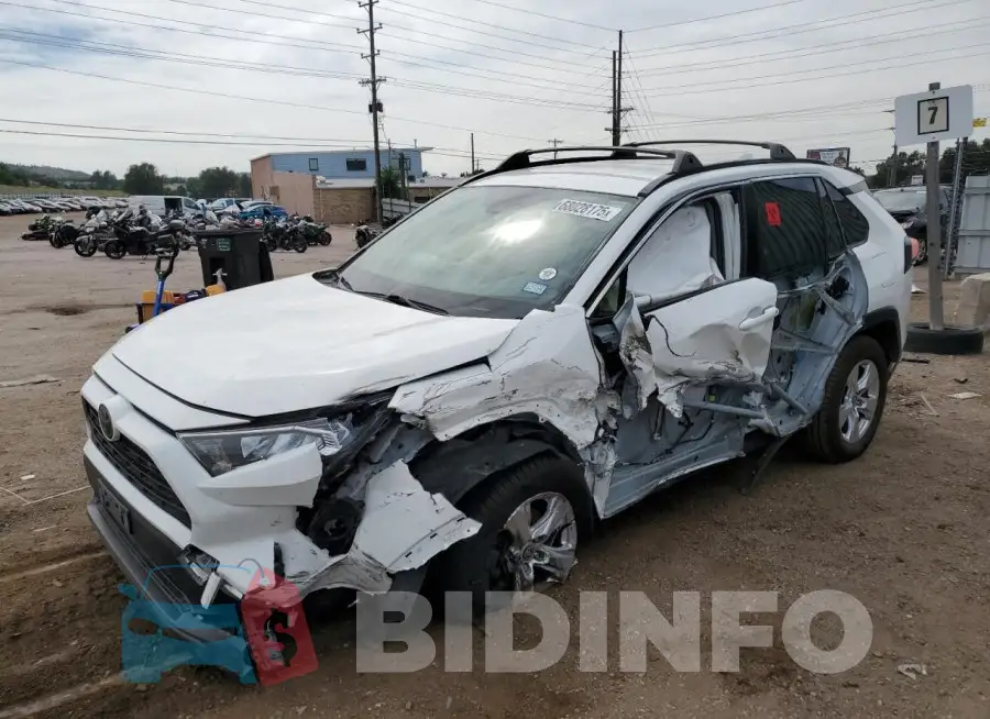JTMW1RFVXLD048438 Photo# 1