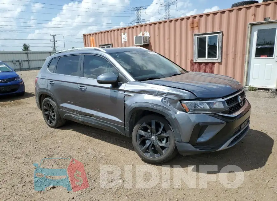 3VVLX7B26NM016547 Photo# 4