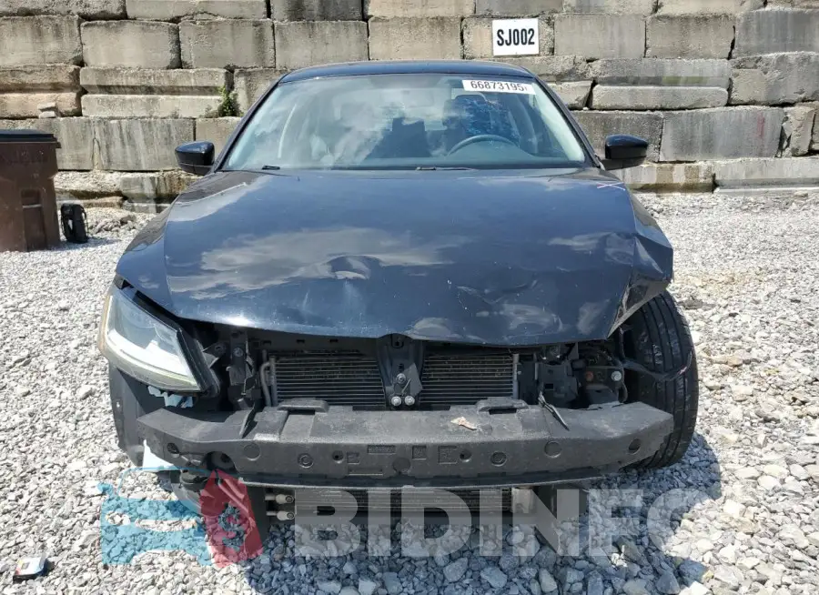 3VW2B7AJ8HM318554 Photo# 5