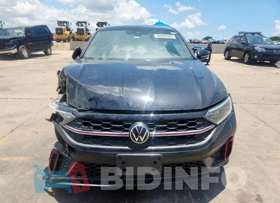 3VW2T7BU1RM102875 Photo# 5