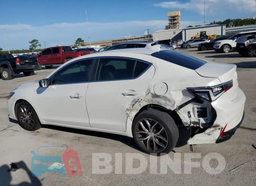 19UDE2F72LA010791 Photo# 2