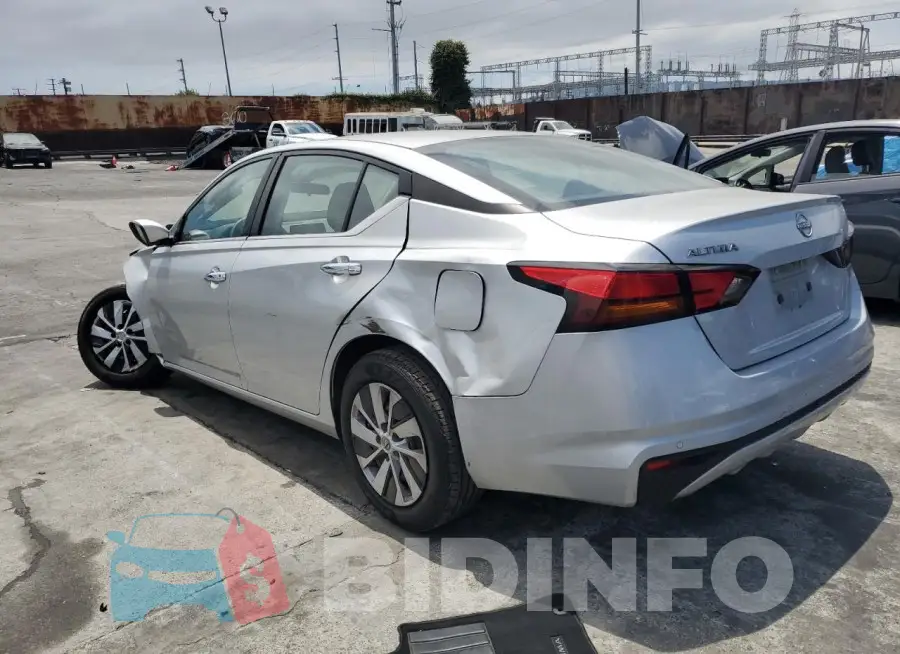 1N4BL4BV2PN341872 Photo# 2