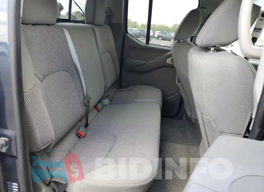 1N6AD0EV6JN720885 Photo# 10