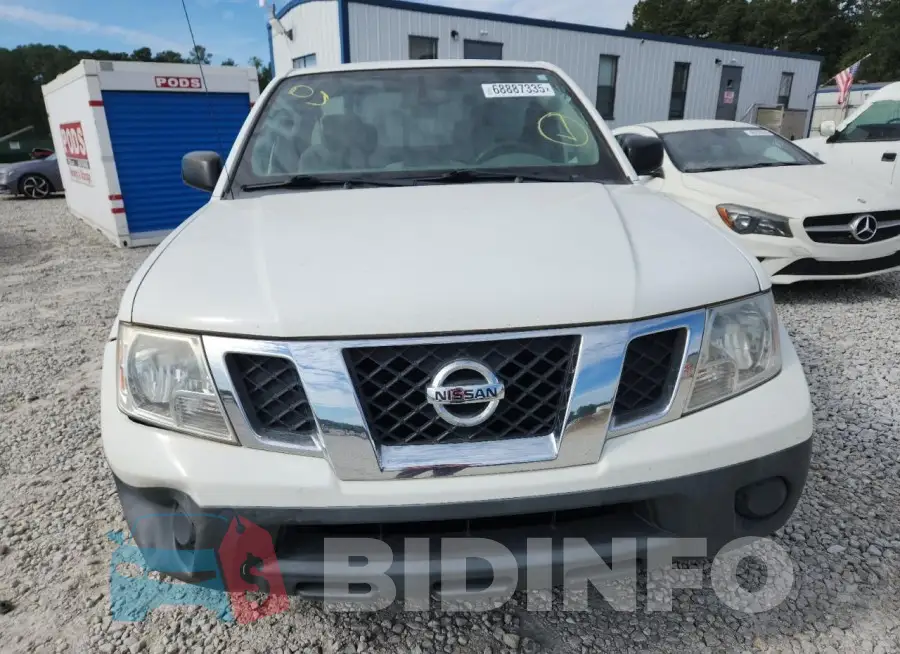 1N6BD0CT7JN767526 Photo# 5