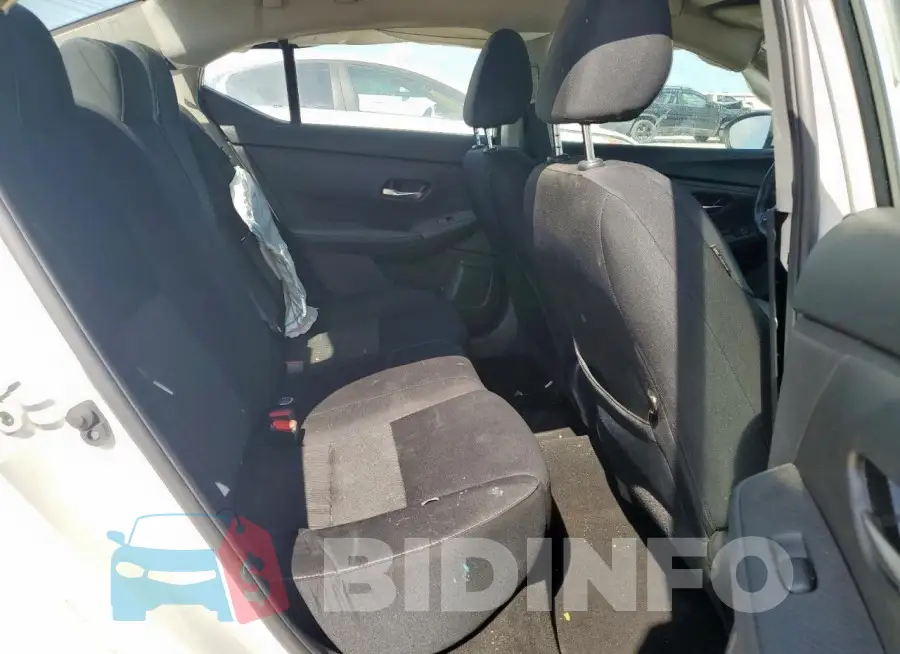 3N1AB8CV4PY316802 Photo# 10
