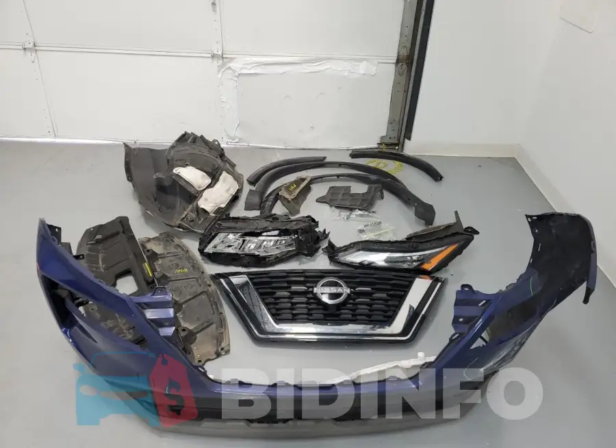 JN8BT3BA4PW423554 Photo# 13