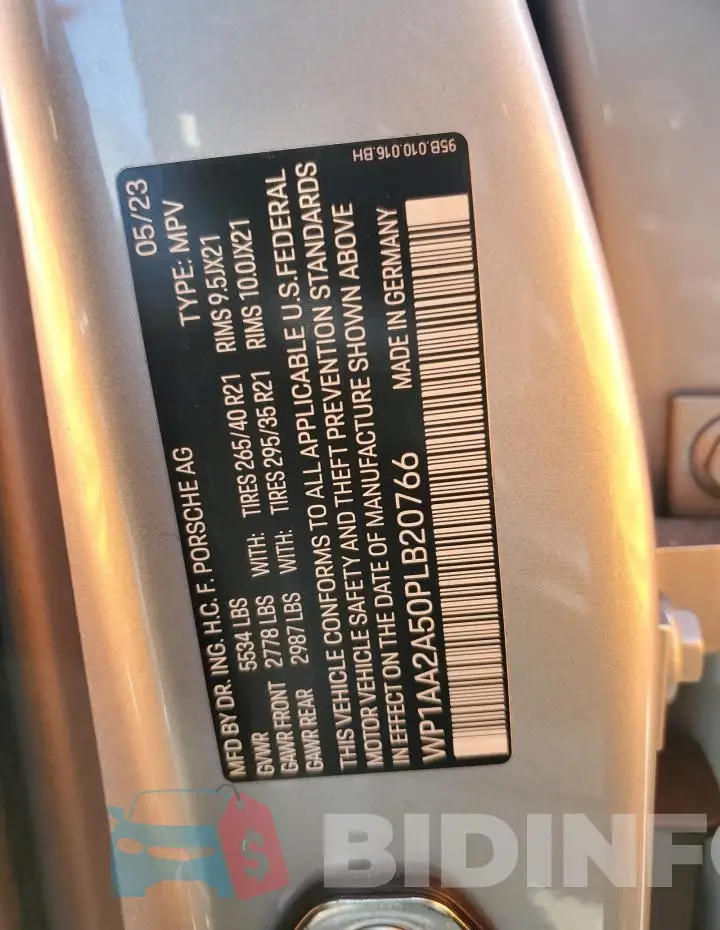 WP1AA2A50PLB20766 Photo# 13