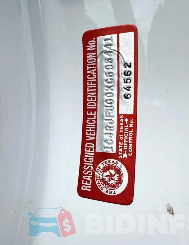 1C4RJFJG0KC695441 Photo# 13