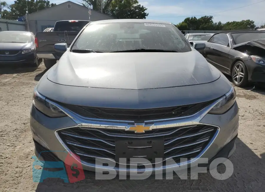 1G1ZD5ST2SF119502 Photo# 5