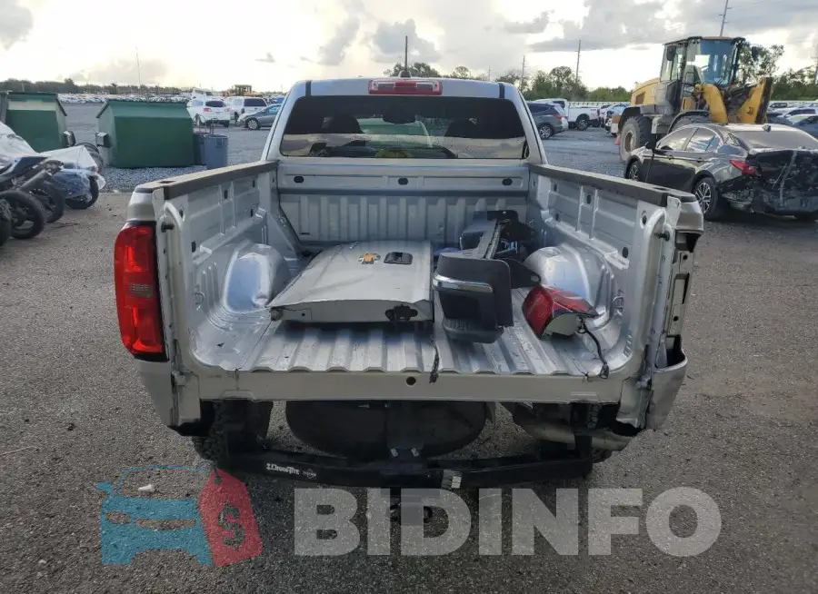 1GCHSBEA6L1203242 Photo# 6