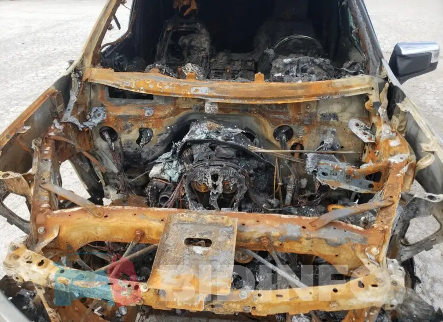 1GCPYDEK1KZ301836 Photo# 11