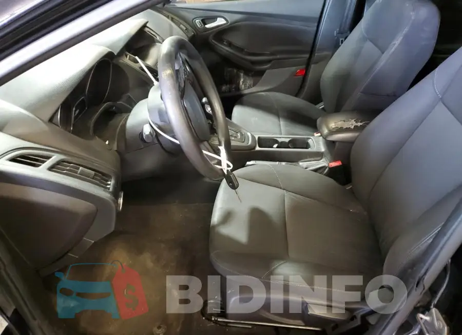1FADP3F27JL267827 Photo# 7