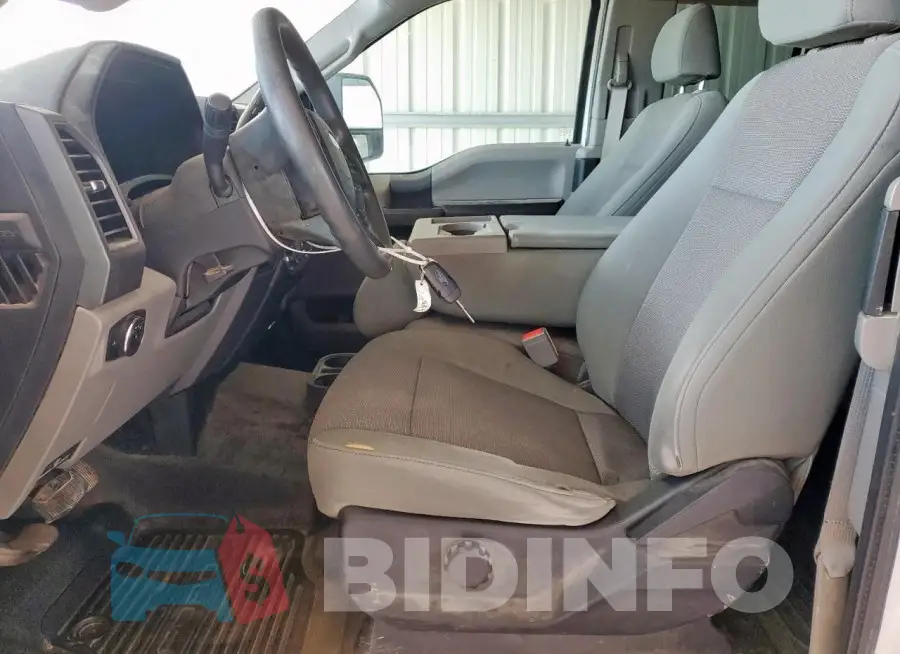 1FT7X2B62HEF18262 Photo# 7