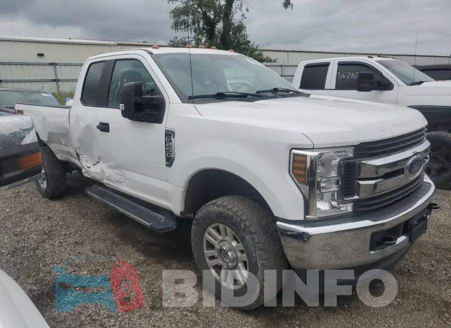 1FT7X2B68JEB06238 Photo# 4