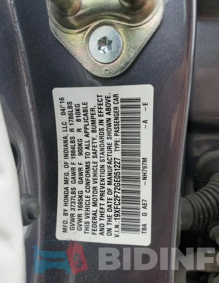 19XFC2F72GE051227 Photo# 12
