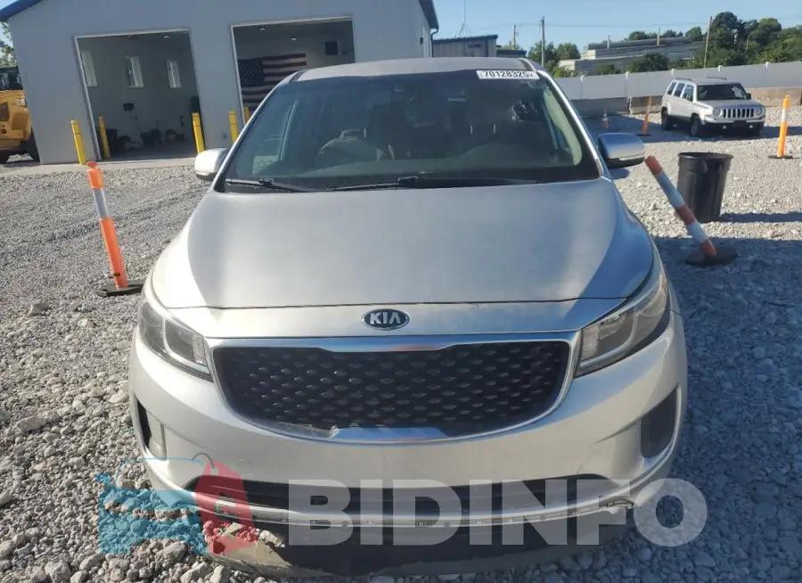 KNDMB5C15H6218442 Photo# 5